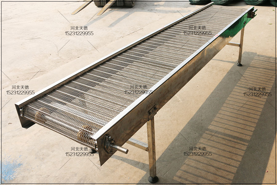 鏈網(wǎng)式輸送機(jī)